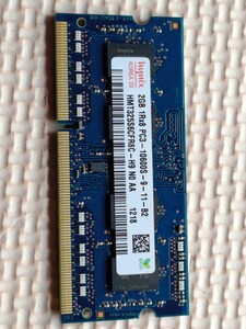 ★★ノートパソコン用メモリー_HYNIX 1RX8 PC3-10600S 2GB 中古！！