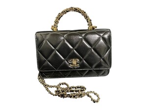 CHANEL　チェーンウォレット ゴールド金具 レザー