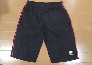 送料込み！FILA(フィラ)ドライハーフパンツ 子供用 バスパン ブラック レッド スポーツウェア/黒 赤/男の子/140・150サイズ