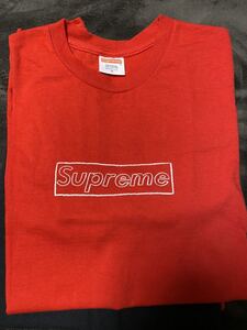 Supreme kaws box Logo Tee カウズ　led