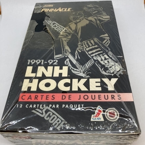 PINACLE 1991-92 LNH HOCKEY CARTES DE JOUEURS 2 CARATES PAR PAQUET PREMIER EDITION　13793