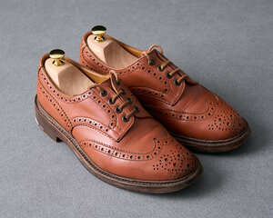 1円スタート 売り切り Tricker