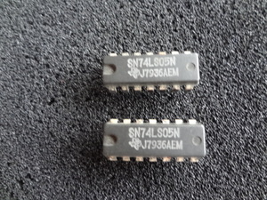 テキサス製　SN74LS05N(Hex Inverters With Open-Collector)②2個セット