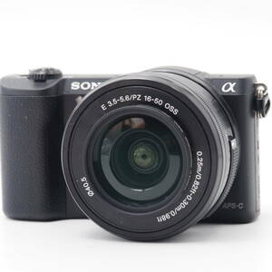 102183☆極上品☆SONY ミラーレス一眼 α5100 パワーズームレンズキット E PZ 16-50mm F3.5-5.6 OSS付属 ブラック ILCE-5100L-B