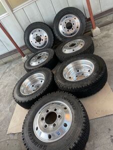 アルコア鍛造　ALCOA アルミ 19.5x6.75 6穴 オフセット DC-135 245/70R19.5 ブリジストン　W900スタッドレス バリ山7本 大型トラックタイヤ