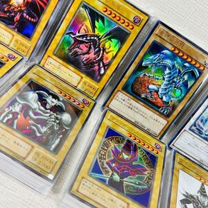 136/ 1点もの　遊戯王カード　大量　まとめ売り　ノーマル　スーパー　光物など　ウルトラ　デッキ　サブ　環境対策　パーツ　在庫処分