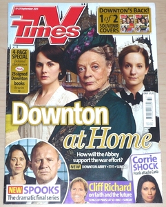 送料無料 英TV誌 マギースミス ダンスティーヴンス クリフリチャード アイリーンアトキンス 英語 Maggie Smith Cliff Richard Dan Stevens