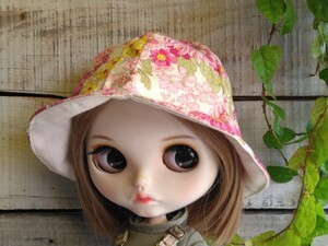 チューリップハット　ネオブライス　ハンドメイド　　帽子　ハット　キャップ ２９　Blythe アウトフィット 