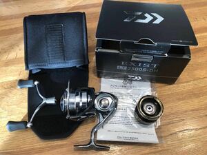 ダイワ　18 イグジスト　EXIST LT2500S-DH 中古美品　替えスプール付き