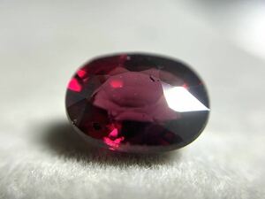 ロードライトガーネット 3.75ct 10x7.5mm オーバル　 天然レティッシュパープル　宝石 マダガスカル