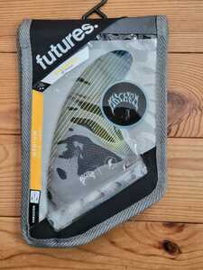 ＜新品・即決・送込＞futures MAYHEM トライフィン(M)