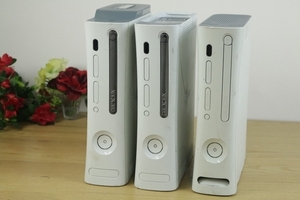 ジャンク!! XBOX360 本体のみ３点セット