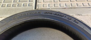 DUNLOP　GPR-300F 110/70R17 　フロント用　ダンロップ