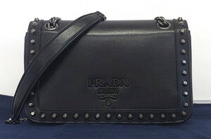 D2355◆未使用【プラダ PRADA】スタッズ チェーンショルダーバッグ 1BD147◆斜め掛け 肩掛け グレースカーフ ブラック 黒