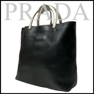 プラダ　ブラック　トートバッグ　ハンドバッグ　ゴールドハンドル　本革　PRADA 希少