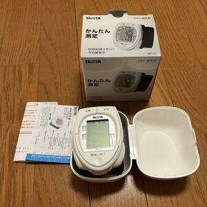 used タニタ　手首式　血圧計　BP-211 ケース　箱　取説あり　稼働品　電池あり