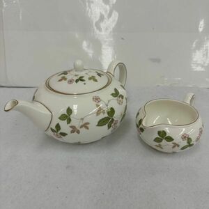 I449-K44-4773 WEDGWOOD ウェッジウッド ワイルドストロベリー 2点セット ティーポット ミルクポット 金彩 洋食器 まとめ ⑩