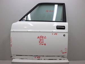 ★ ボルボ 240 ワゴン 91年 AB230W 左フロントドア (在庫No:A36732) (6718)