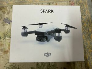 DJI スパーク　レッド　ドローン　未使用品　電池チェック済み　送料無料