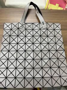 美品　BAO BAO ISSEY MIYAKE(バオバオイッセイミヤケ)定番トートバック