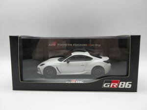 1/30 トヨタ 新型GR86 クリスタルホワイトパール　カラーサンプル 非売品 ディーラー特注品 ミニカー