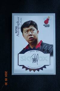 Wang Zhizhi 2003-04 Skybox Autographs Autographs Silver #038/150