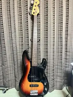 Squier スクワイア　プレベ