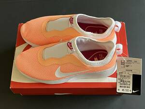 　新品　未使用品　NIKE　TANJUNSLIP　タンジュン　オレンジ　２3.0　