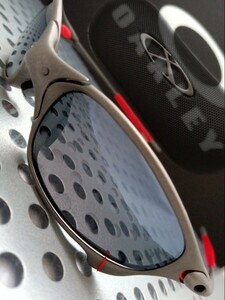 偏光！DUCATI仕様！ジュリエット☆X-METAL【OAKLEY】JULIET　オークリー　POLARIZED　サングラス