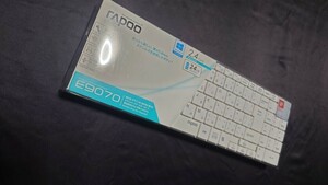 送料無料 動作確認済み 美品 UNIQ ユニーク rapoo E9070 W ウルトラスリム・2.4GHzワイヤレスキーボード