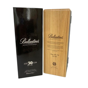 ウイスキーケース　ケースのみ　バランタイン Ballantine’s　30YEARS　(M6108-6)