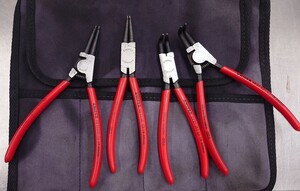 KNIPEX　クニペックス　スナップリングプライヤー４本セットケース付き　囗T巛