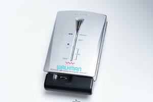 美品丨整備済 SONY WALKMAN カセットウォークマン WM-WE1