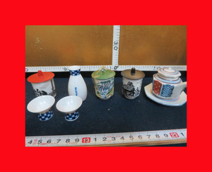 :【ミニチュァ館】「0556茶碗，徳利」雛道具.屋台、家屋、田舎屋、茶屋、お店、小さな模型、コレクション
