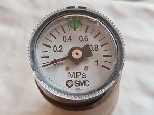 新品 SMC 圧力計 G36-10-01 1MPa エアー用