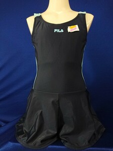 ka_4291s ★定形外 配送★ FILA フィラ 光沢 ネイビー 水色ライン ショートパンツ 競泳水着 150(M)