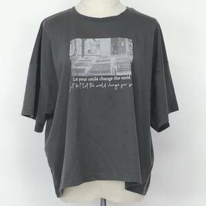 X1170 美品 Ray Cassin（レイカズン） レディース トップス Tシャツ 半袖フレンチスリーブUネック背中紐付き薄手サイズFプリント綿おしゃれ