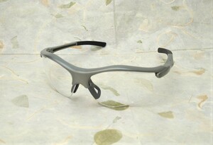 Pyramex Safety Glasses Fortress Silver Grey Frame and Clear Lens 新品＊即決