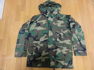 希少極上　米軍実物放出品！　ECWCS US ARMY GORE TEX　防水透湿高機能 ゴアテックス　カモフラージュ パーカ　L-Lいかがですか！！