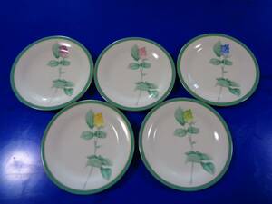 ５種類の薔薇模様の皿セット！（中古）