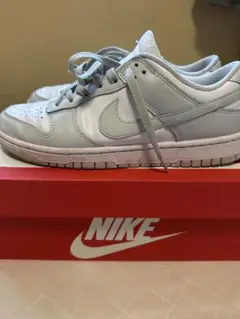 NIKE DUNK LOW グレー レザー スニーカー