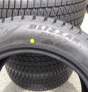 未使用品　2023年製　ブリザック DM-V3　235/55R19 105T　4本セット