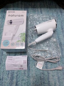 ◎0612u1850　テスコム ヘアドライヤー マイナスイオン 冷風 軽量 折りたたみ naturam ホワイト TD200B-W