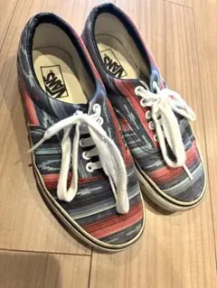 VANS スニーカー オーセンティック　24.5