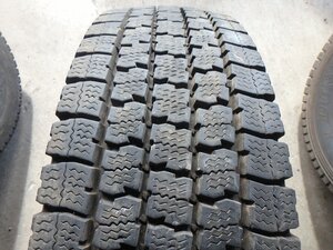 L699 送料無料【205/70R16 111/109】トーヨー M935 スタッドレス 1本のみ 2022年製 約6.5-7分山