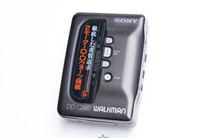 極美品丨整備済 SONY WALKMAN 最高級モデル DD QUARTZ カセットプレーヤー WM-DD9 ① 発送は12/20～