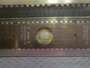 メモリー チップ FUJITSU UVEPROM MBM2732A-25*135個　 IC 半導体