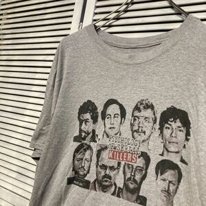 ASRM 1スタ グレー 殺人鬼 Tシャツ シリアルキラー 指名手配 囚人 90s 00s ビンテージ アメリカ 古着 ベール 卸 仕入れ