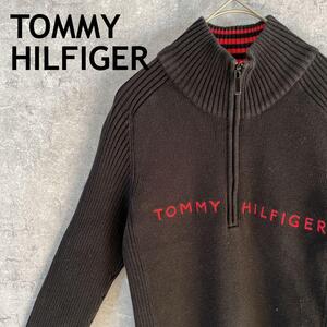 TOMMY HILLFIGERハーフジップニット刺繍　セーター　SレディースQ2