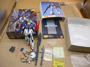 BANDAI　MSZ-006　1/100　完成品　オ198　　送料無料 管ta　　24JUN